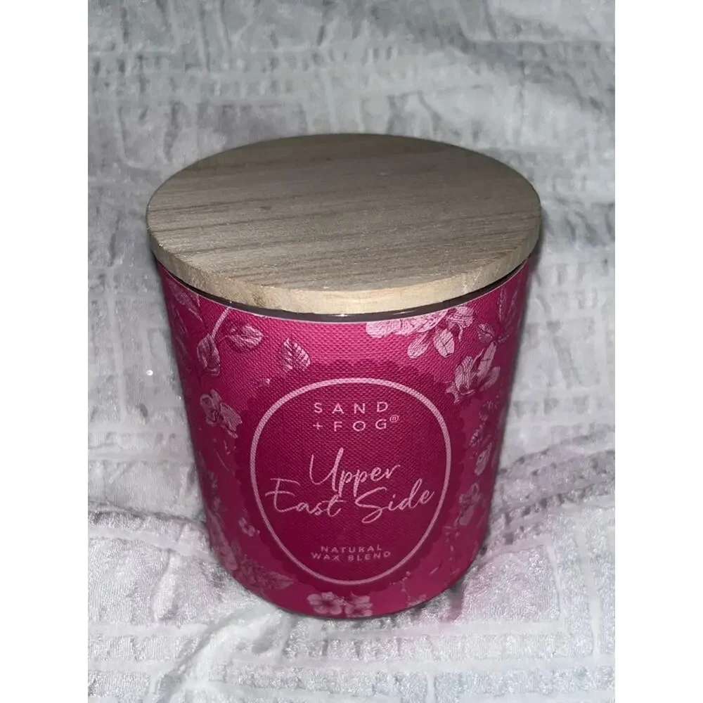 NEW! Sand + Fog Upper East Side Wooden Lid Scented Luxury Candle 10oz - Picture 3 of 6